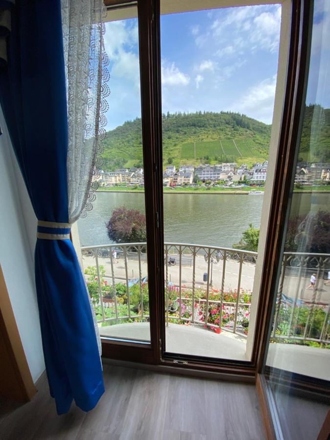 Holiday Apartment Mit Moselblick Im Moselhaus Cochem Eksteriør billede