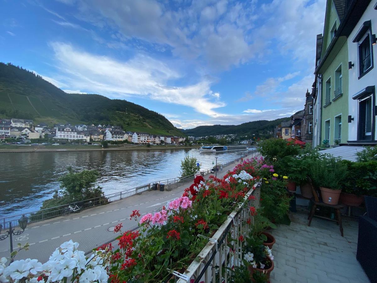 Holiday Apartment Mit Moselblick Im Moselhaus Cochem Eksteriør billede