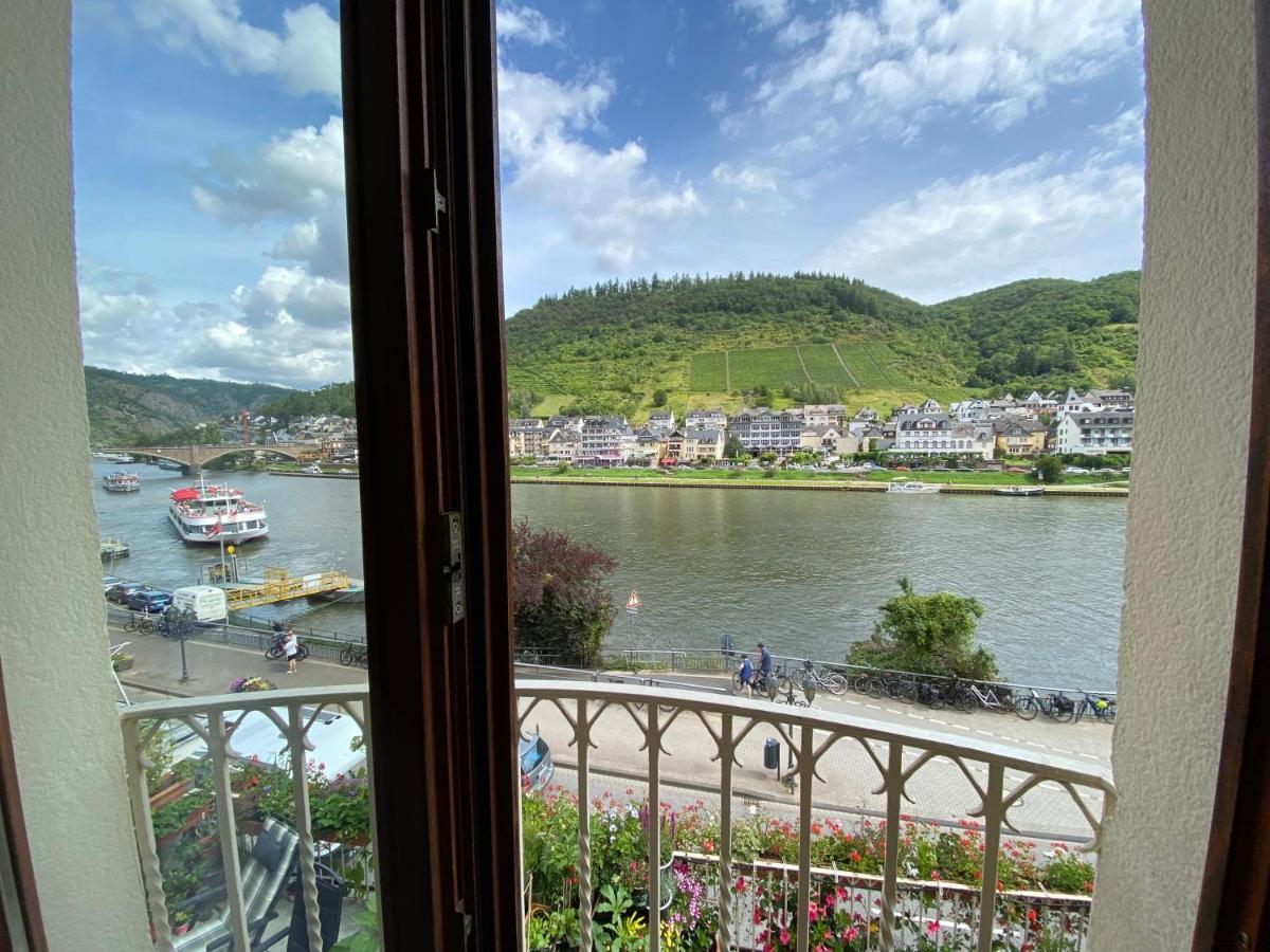 Holiday Apartment Mit Moselblick Im Moselhaus Cochem Eksteriør billede