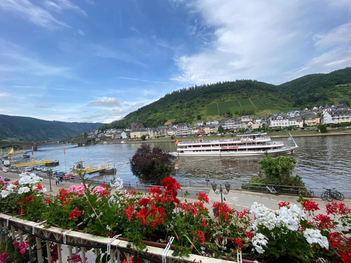 Holiday Apartment Mit Moselblick Im Moselhaus Cochem Eksteriør billede