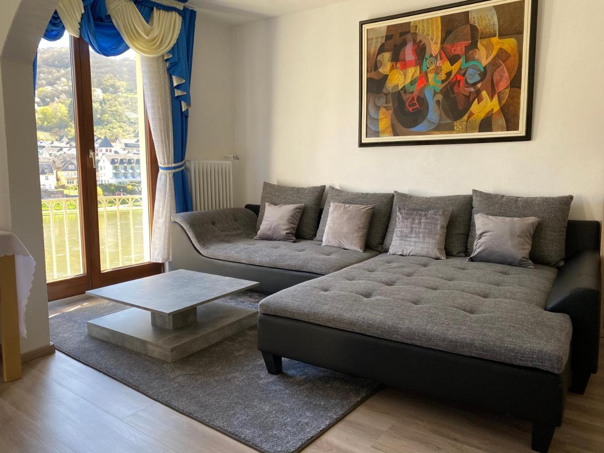Holiday Apartment Mit Moselblick Im Moselhaus Cochem Eksteriør billede